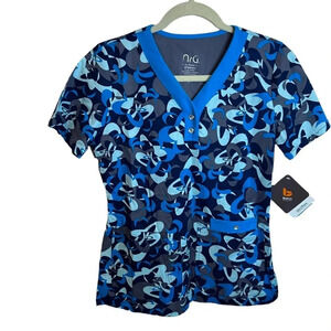 NWT NRG BY BARCO WOMENS SCRUB TOPS